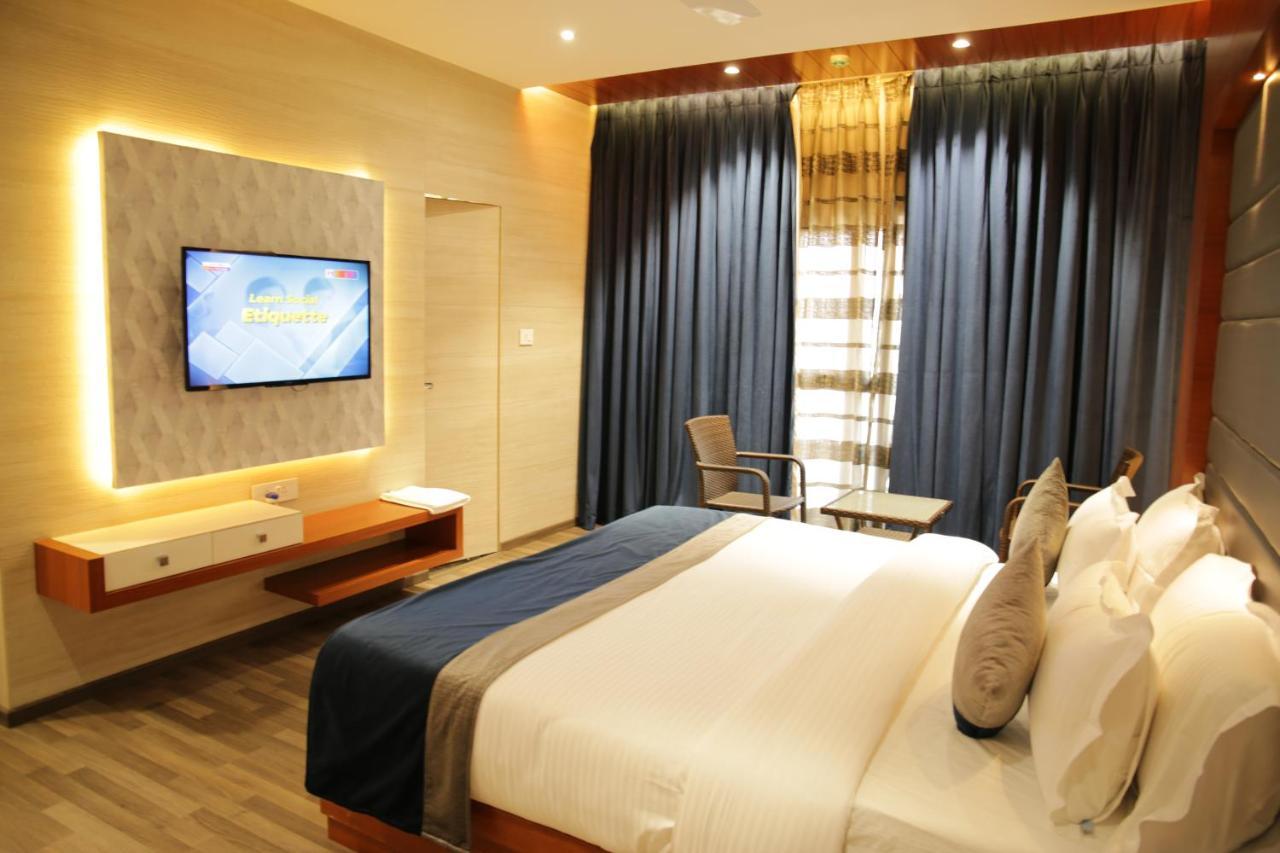 Robusta Inn Chikmagalūr Dış mekan fotoğraf