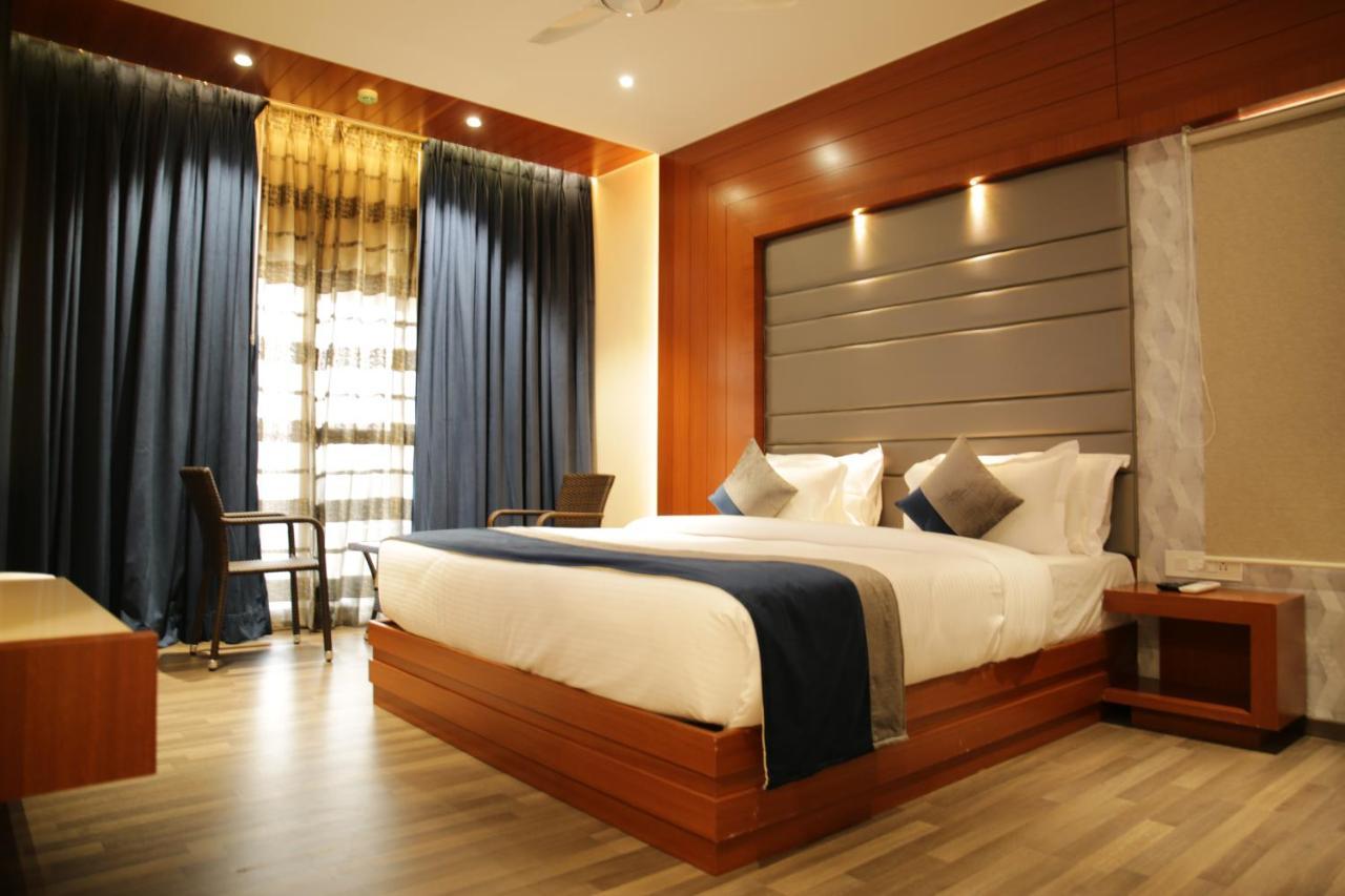 Robusta Inn Chikmagalūr Dış mekan fotoğraf