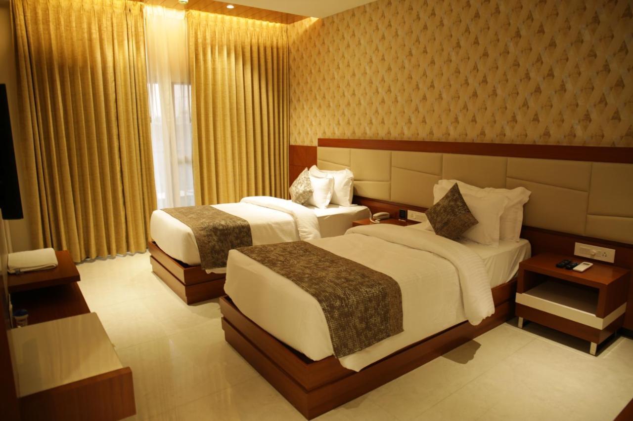 Robusta Inn Chikmagalūr Dış mekan fotoğraf